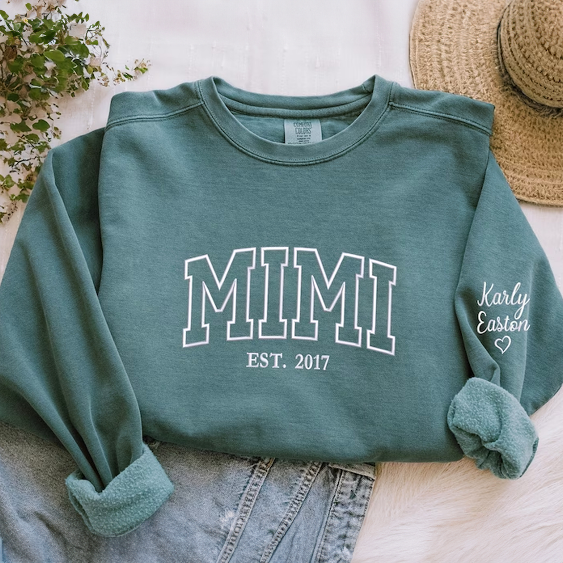 Mimi T-shirt / Sweatshirt - Embroidered Unique Gift for Mimi with Kids Names on Sleeve